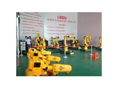 东莞喷涂机器人制造商，喷漆用的机械手臂配套转台图1